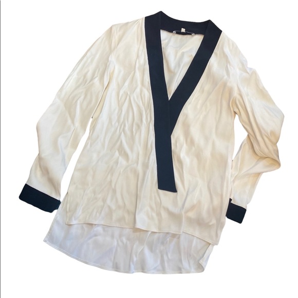 Alexis Adelaide Blouse - Picture 7 of 10